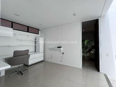Casa de 3 alcobas en venta en Envigado, Envigado, 202 m² · foto 9 de 20