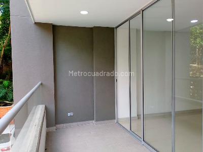 Apartamento de 3 alcobas en arriendo en El Poblado, Medellín, 88 m² · foto 13 de 14