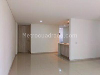 Apartamento de 3 alcobas en arriendo en El Poblado, Medellín, 88 m² · foto 3 de 14