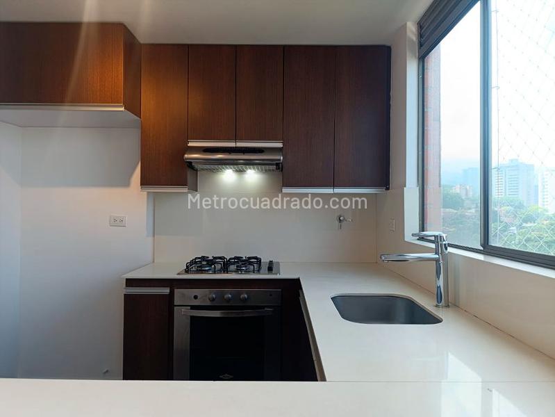 2BR Apartment for Rent in El Poblado Gated Unit - 6