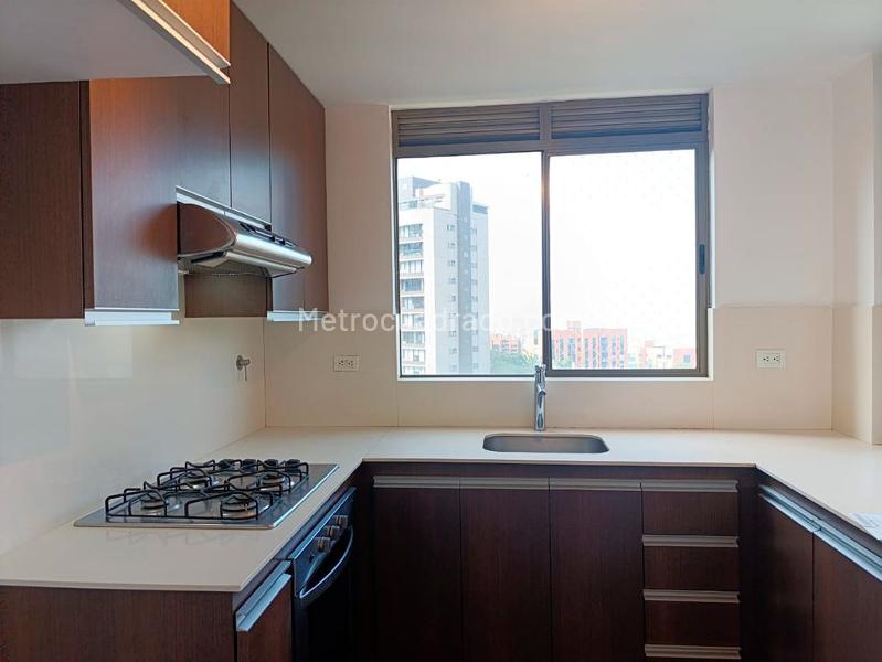 2BR Apartment for Rent in El Poblado Gated Unit - 8