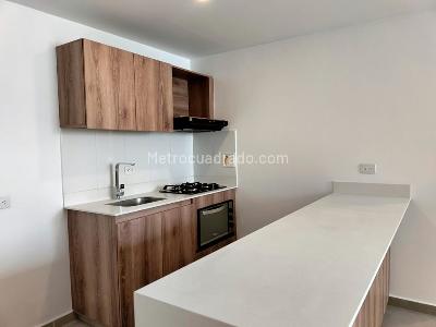 Apartamento de 2 alcobas en arriendo en El Poblado, Medellín, 58 m² · foto 4 de 12