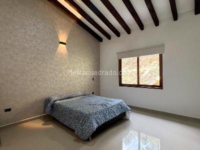 Casa de 4 alcobas en venta en Rionegro, Rionegro, 400 m² · foto 11 de 20