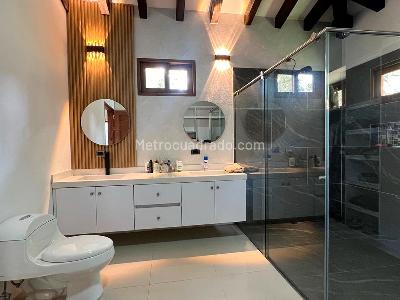 Casa de 4 alcobas en venta en Rionegro, Rionegro, 400 m² · foto 17 de 20