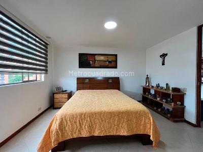 Apartamento de 3 alcobas en venta en La Florida, Medellín, 127 m² · foto 10 de 19