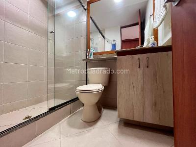Apartamento de 3 alcobas en venta en La Florida, Medellín, 127 m² · foto 17 de 19