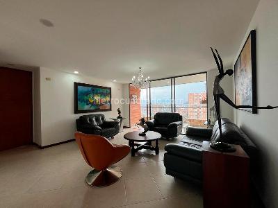 Apartamento de 3 alcobas en venta en La Florida, Medellín, 127 m² · foto 2 de 19