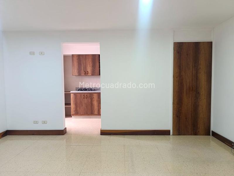 Piso – Medellín - Más