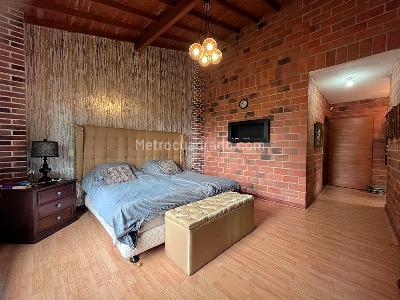 Casa de 5 alcobas en venta en Envigado, Envigado, 550 m² · foto 11 de 20