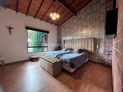 Casa de 5 alcobas en venta en Envigado, Envigado, 550 m² · foto 12 de 20