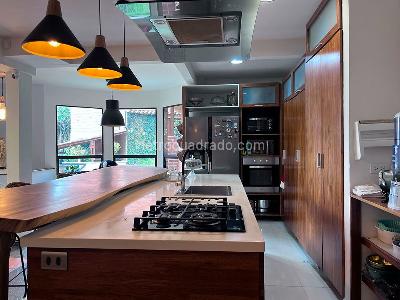 Casa de 5 alcobas en venta en Envigado, Envigado, 550 m² · foto 8 de 20