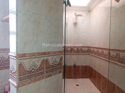 Casa de 3 alcobas en venta en El Poblado, Medellín, 260 m² · foto 16 de 20