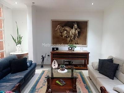 Casa de 3 alcobas en venta en El Poblado, Medellín, 260 m² · foto 3 de 20
