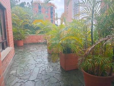 Apartamento de 3 alcobas en venta en El Poblado, Medellín, 178 m² · foto 18 de 18