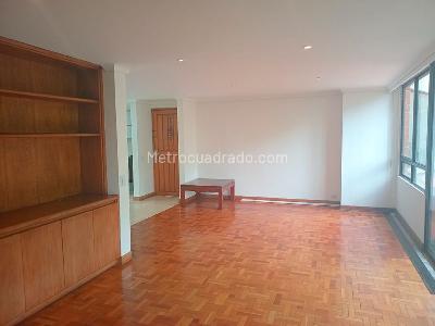 Apartamento de 3 alcobas en venta en El Poblado, Medellín, 178 m² · foto 2 de 18
