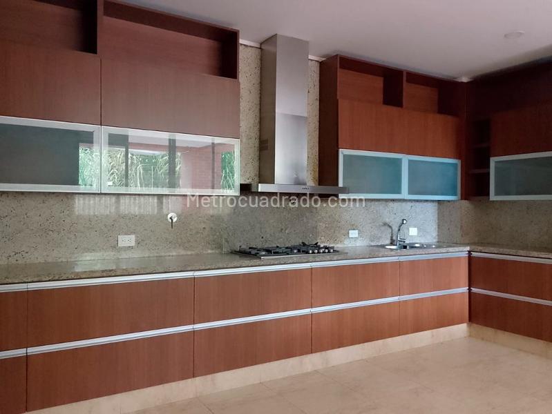 Casa Amplia de 3 Alcobas en El Poblado - 6