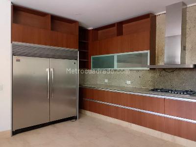 Casa en arriendo en El Poblado, Medellín · foto 7 de 20