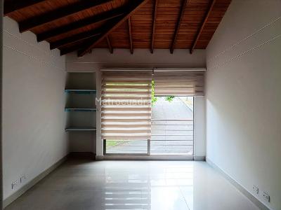 Casa en arriendo en El Poblado, Medellín · foto 14 de 19