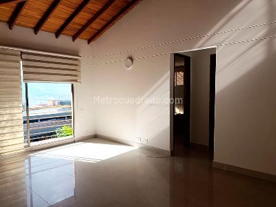 Casa en arriendo en El Poblado, Medellín · foto 16 de 19
