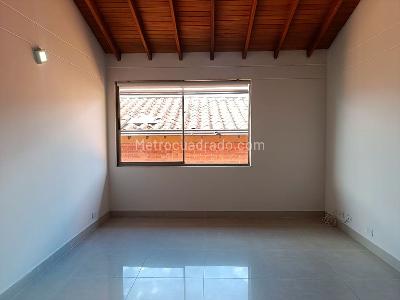 Casa en arriendo en El Poblado, Medellín · foto 5 de 19
