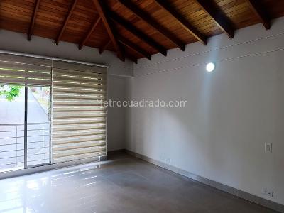 Casa en arriendo en El Poblado, Medellín · foto 7 de 19