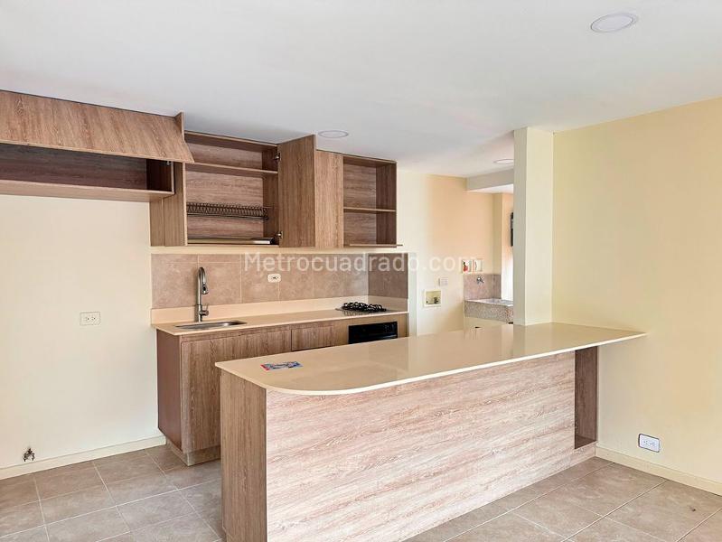 Charming 2BR Apartment with Nature Views in El Poblado - 6