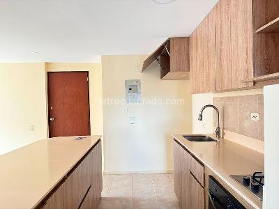 Apartamento de 2 alcobas en arriendo en El Poblado, Medellín, 78 m² · foto 7 de 13
