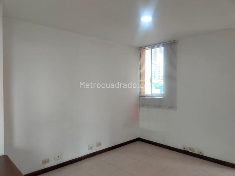 Apartamento Acogedor de 2 Alcobas con Amenidades en El Poblado - 8