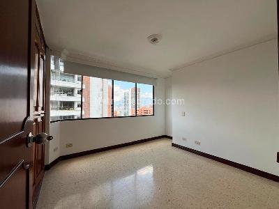 Apartamento en venta en El Poblado, Medellín · foto 12 de 15