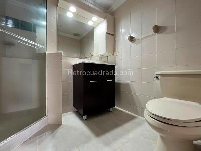 Apartamento en venta en El Poblado, Medellín · foto 13 de 15