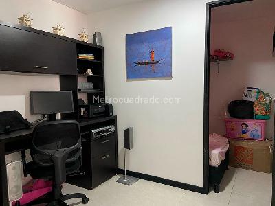 Apartamento de 3 alcobas en arriendo en Sabaneta, Sabaneta, 100 m² · foto 4 de 19