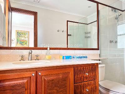 Apartamento de 3 alcobas en venta en El Poblado, Medellín, 386 m² · foto 17 de 19