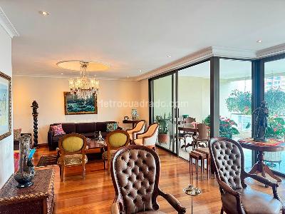 Apartamento de 3 alcobas en venta en El Poblado, Medellín, 386 m² · foto 2 de 19
