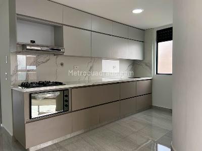 Apartamento de 2 alcobas en venta en Sabaneta, Sabaneta, 74 m² · foto 5 de 16