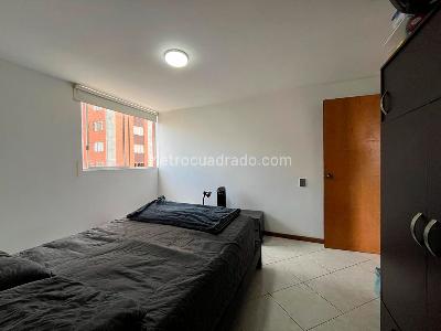Apartamento de 2 alcobas en arriendo en Los Balsos, Medellín, 85 m² · foto 8 de 12