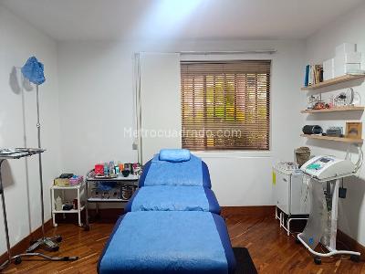 Apartamento de 4 alcobas en venta en El Poblado, Medellín, 261 m² · foto 15 de 20