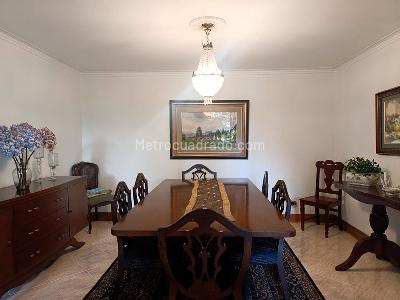 Apartamento de 4 alcobas en venta en El Poblado, Medellín, 261 m² · foto 3 de 20