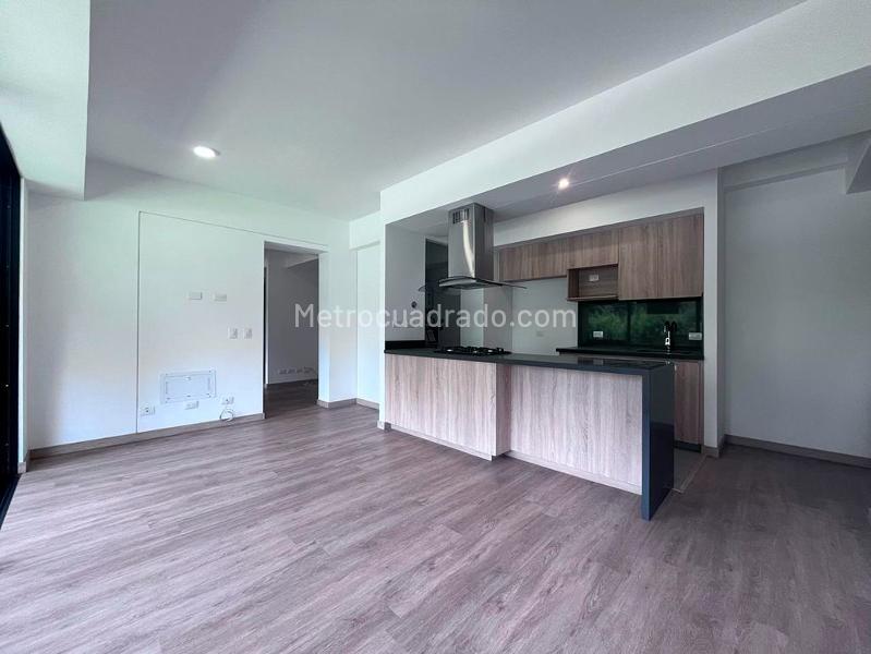 3BR Apartment in NA (81 m²) - 2