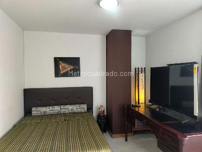 Apartaestudio en arriendo en El Poblado, Medellín, 57 m² · foto 12 de 15