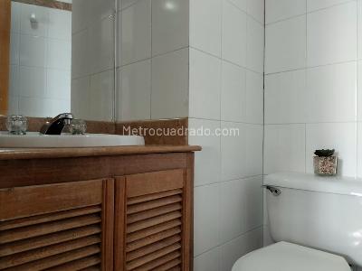 Apartaestudio en arriendo en El Poblado, Medellín, 57 m² · foto 15 de 15