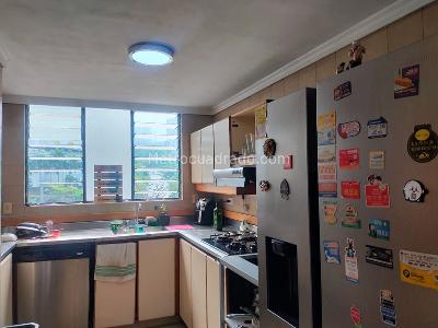 Apartamento de 5 alcobas en venta en El Poblado, Medellín, 170 m² · foto 4 de 16