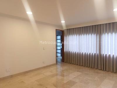 Apartamento de 4 alcobas en venta en El Poblado, Medellín, 437 m² · foto 12 de 20