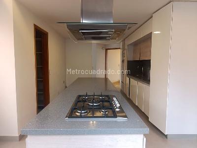 Apartamento de 4 alcobas en venta en El Poblado, Medellín, 437 m² · foto 6 de 20