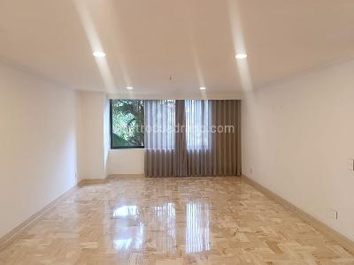 Apartamento de 4 alcobas en venta en El Poblado, Medellín, 437 m² · foto 8 de 20