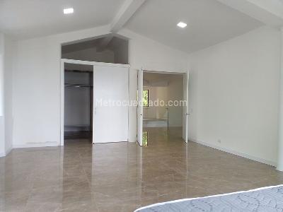 Casa de 4 alcobas en arriendo en El Poblado, Medellín, 400 m² · foto 12 de 19