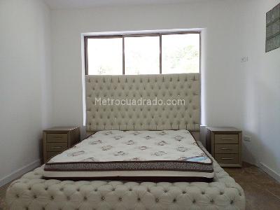 Casa de 4 alcobas en arriendo en El Poblado, Medellín, 400 m² · foto 15 de 19