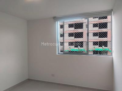 Apartamento de 2 alcobas en arriendo en Villa Carlota, Medellín, 79 m² · foto 12 de 16