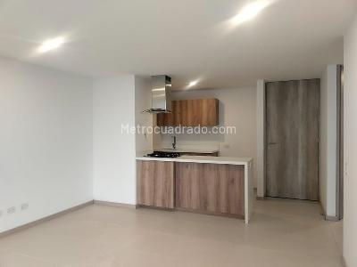 Apartamento de 2 alcobas en arriendo en Villa Carlota, Medellín, 79 m² · foto 3 de 16