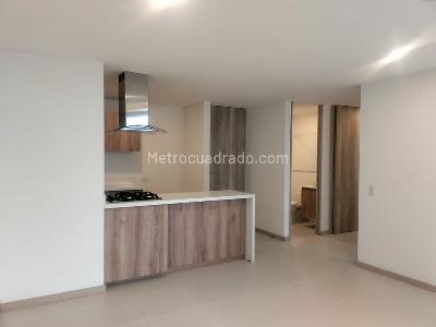 Apartamento de 2 alcobas en arriendo en Villa Carlota, Medellín, 79 m² · foto 4 de 16