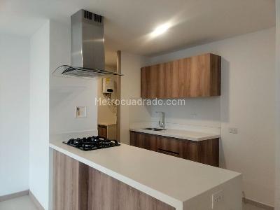 Apartamento de 2 alcobas en arriendo en Villa Carlota, Medellín, 79 m² · foto 5 de 16